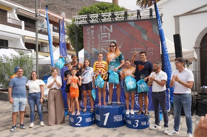 Kimbo Vallejo y Sybille Bouchet ganadores absolutos de la IX edición de la Travesía a Nado “Murallas del Infierno”