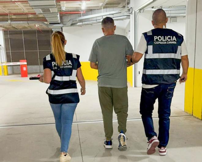 La Policía Canaria localiza y restituye a su madre a dos menores en un caso de posible sustracción parental