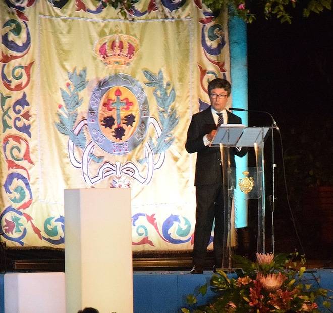 Orozco ensalza el compromiso social de los chicharreros al anunciar las Fiestas de Mayo