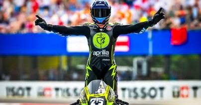 Raúl Fernández conquista el Tissot Sprint y lidera un 1-2 para Trackhouse en Assen