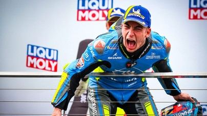 Raúl Fernández logra su primera victoria en MotoGP