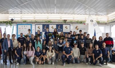 Oriol Salvia y Estela Martín, campeones de España Sub- 19 de squash