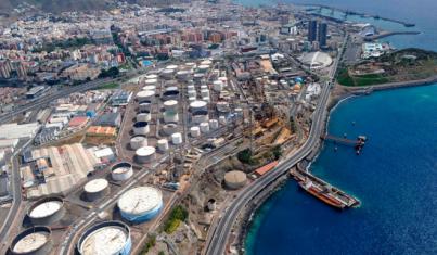 Comienza el desmantelamiento de la refinería de Cepsa en Santa Cruz