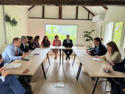Bruselas abre “una ventana de oportunidad” para limitar la residencia y la compra de viviendas