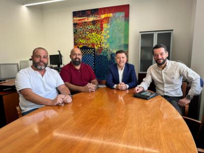 Compromiso del Cabildo por un servicio de taxi reglado