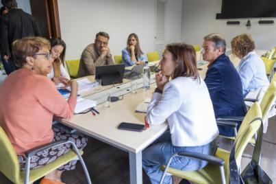 "Dejan de gastar 1.300M€ y dicen no tener dinero para educación"