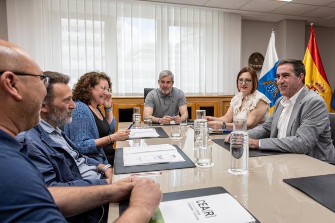 La situación de los menores migrantes en Canarias es insostenible