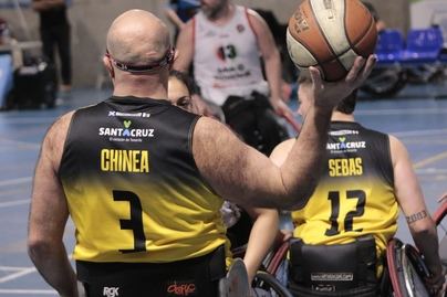 El Santa Cruz ADEIN Tenerife Fundación CB Canarias cede en Madrid