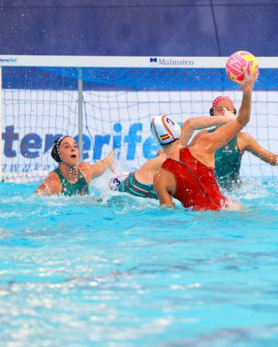 España hace rugir al CDAT de Puerto de la Cruz y tumba a Hungría para meterse en la gran final (13-10)