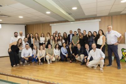 HiperDino forma a sus futuros líderes y clausura su programa ‘Escuela de Mandos’