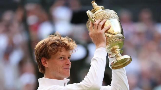 Sinner evita el tercer Wimbledon consecutivo de Alcaraz
