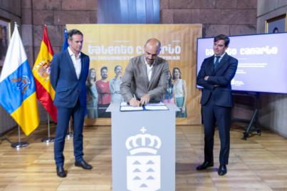 El proyecto `Talento Canario` se difunde en vuelos de Binter