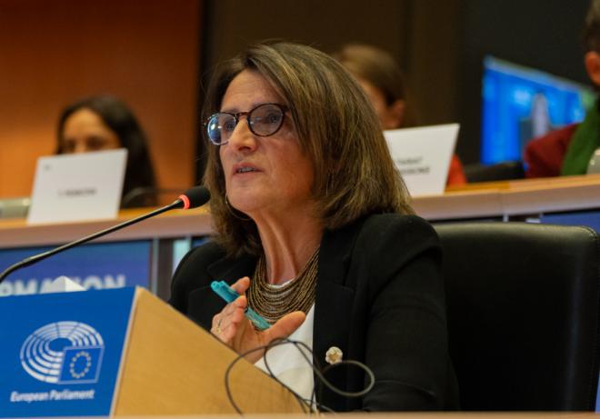 Ribera admite que la CE no regulará precios de alquiler y compravivienda