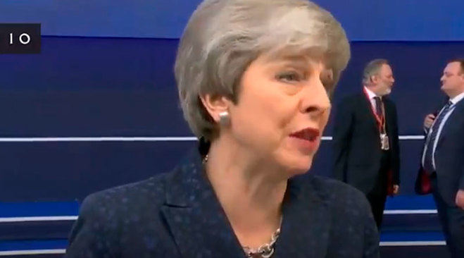 La UE estudia retrasar el Brexit al 22 de mayo si Londres aprueba el acuerdo