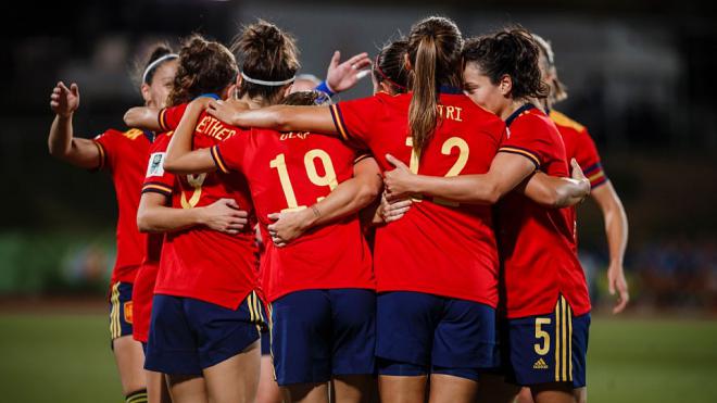 Quince jugadoras de la selección española femenina de fútbol renuncian a jugar con el combinado nacional