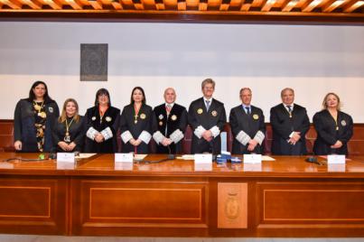 Carlos Enrique Viña Romero, nuevo presidente del Consejo Canario de Colegios de Abogados