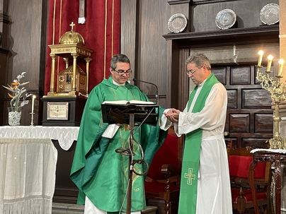 D. Santiago Quintana toma posesión en la Parroquia de San Lorenzo