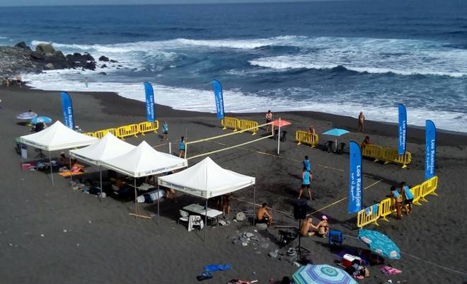 La playa de El Socorro acoge un nuevo Torneo de Voley Playa