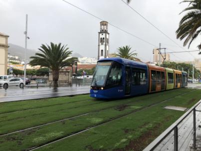 Franquis: “Estamos convencidos que la ampliación del descuento al transporte se va a extender a guaguas y tranvía"