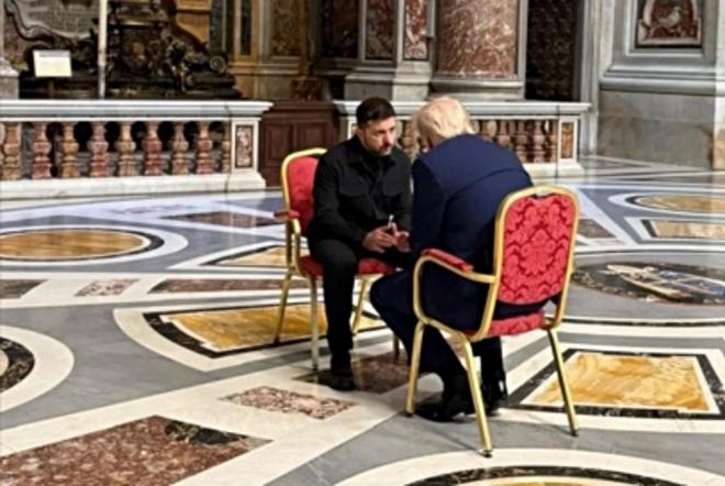 Una breve reunión Trump-Zelensky en Roma que podría resultar 'histórica'