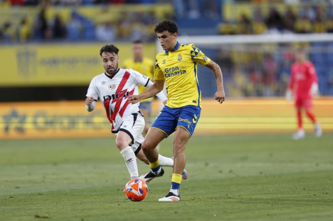 Las Palmas se lo deja todo, pero el Rayo se lleva los puntos del Gran Canaria