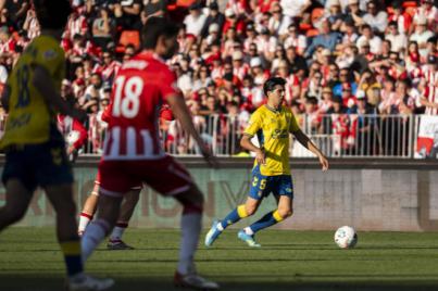 Las Palmas firma una gran victoria que le permite seguir soñando