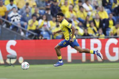 Las Palmas cede 0-1 en la ida del play off, aunque todo se decidirá en La Rosaleda