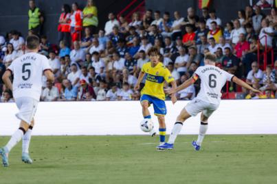 La UD Las Palmas celebra su aniversario con triunfo en Ceuta