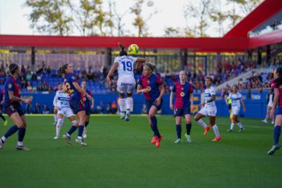 El Costa Adeje Tenerife Egatesa planta cara y cae ante el FC Barcelona