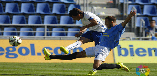 El Tenerife se lleva el derbi canario