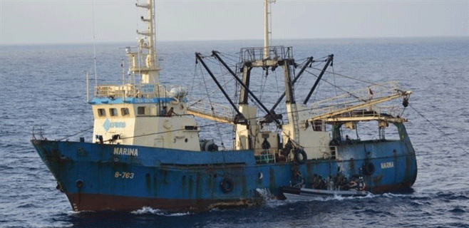 Abordan un pesquero marroquí que faenaba en aguas canarias