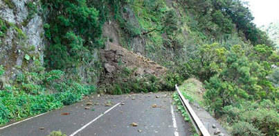 La carretera de El Rejo sufre un nuevo desprendimiento