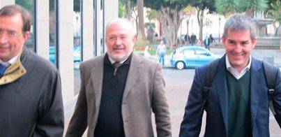 Clavijo, candidato de CC al Gobierno de Canarias, empieza a declarar
