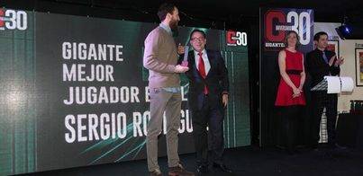 Cajasiete premia a Sergio Rodríguez como mejor jugador 2014