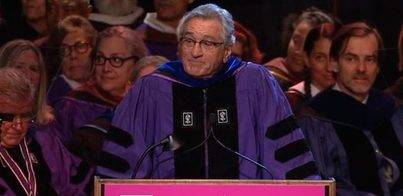 Brutal discurso de graduación de Robert De Niro: "Estáis jodi..."