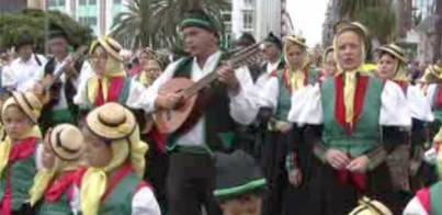 Participación masiva en el VII Paseo Romero