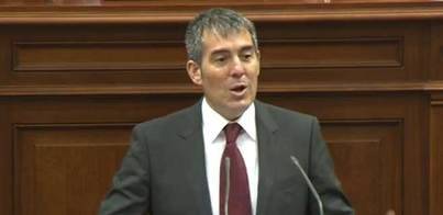 Clavijo promete potenciar los planes de inversión con los cabildos