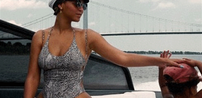 Beyoncé, cuerpazo en alta mar