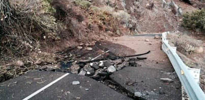 Se intensifican los trabajos para reabrir la carretera de acceso a Sabinosa
