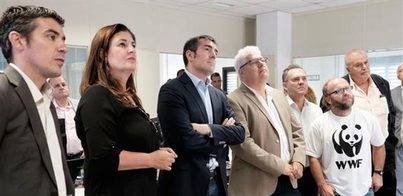 Clavijo promete respetar el modelo de renovables que decida cada isla