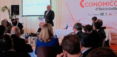 Oliu ve "riesgos" para la economía en los "populismos"