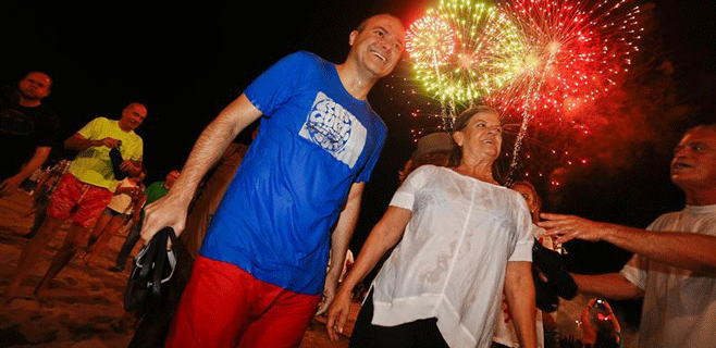 Celebración del tradicional Chapuzón de las Fiestas de La Naval