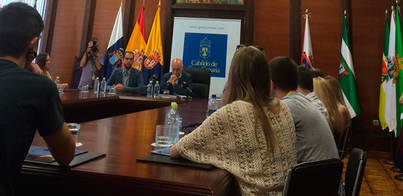 Jóvenes europeos participan en un programa para redactar proyectos
