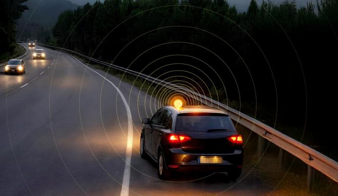 La DGT advierte sobre la obligatoriedad de la baliza V-16