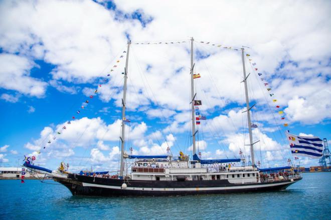 El Velero Escuela ‘Capitán Miranda’ de la Armada de Uruguay recala en Gran Canaria