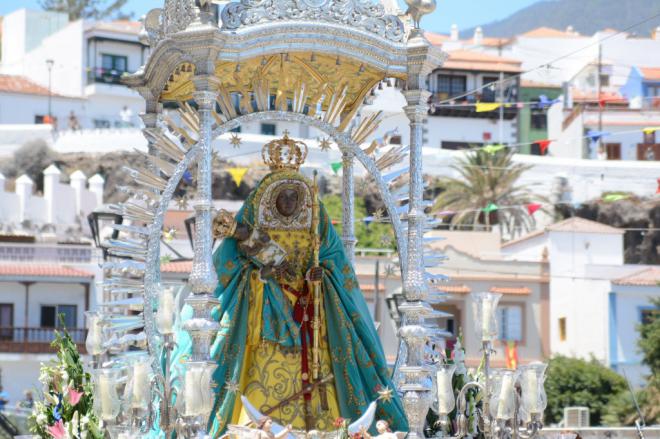 «Imitemos a la Virgen María. Vivamos nuestra fe con cuerpo y alma»