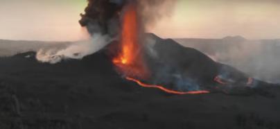 El nuevo paisaje creado por el volcán de La Palma, protagonista de la acción de Islas Canarias para celebrar el Día de la Tierra