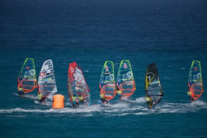 Antoine Albeau lidera la clasificación en Sotavento